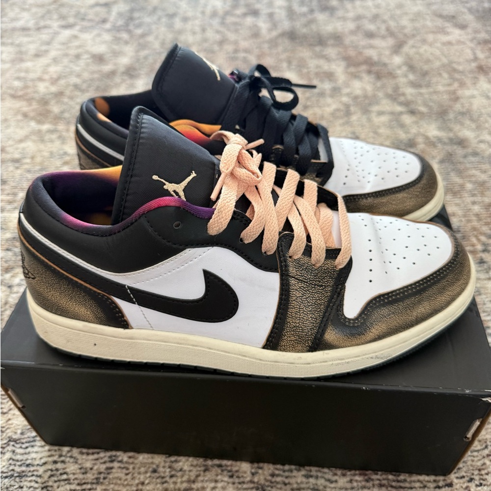 Air Jordan 1 Low Sneakers SE Size 9
